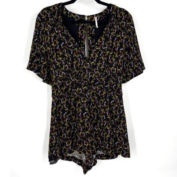 Free People Women's Meet Virginia Flora V-Neck Short Sleeve Romper Black Size 4 - Picture 2 of 12
